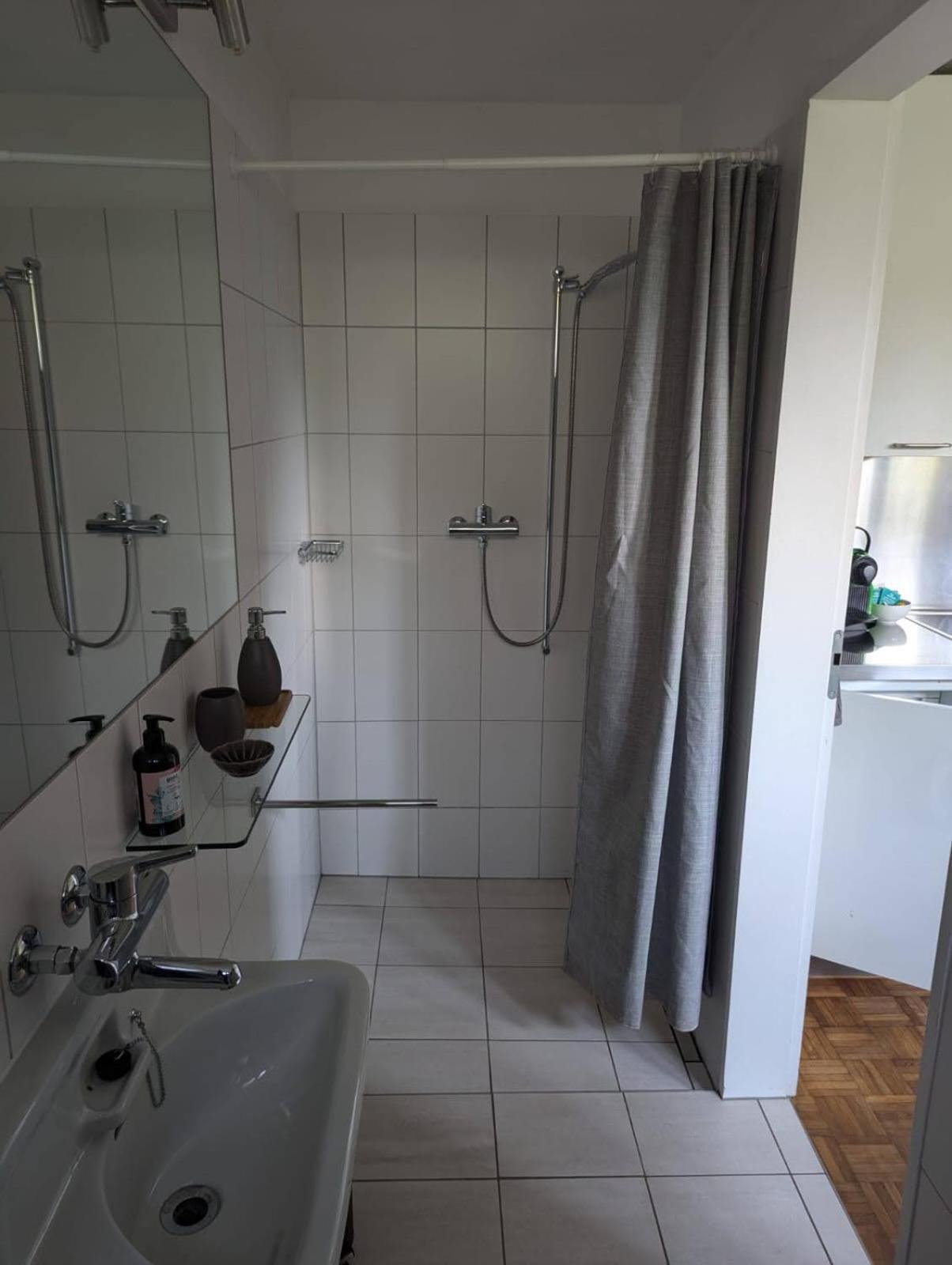 2.5 Zimmerwohnung, Pinut Trin Luaran gambar
